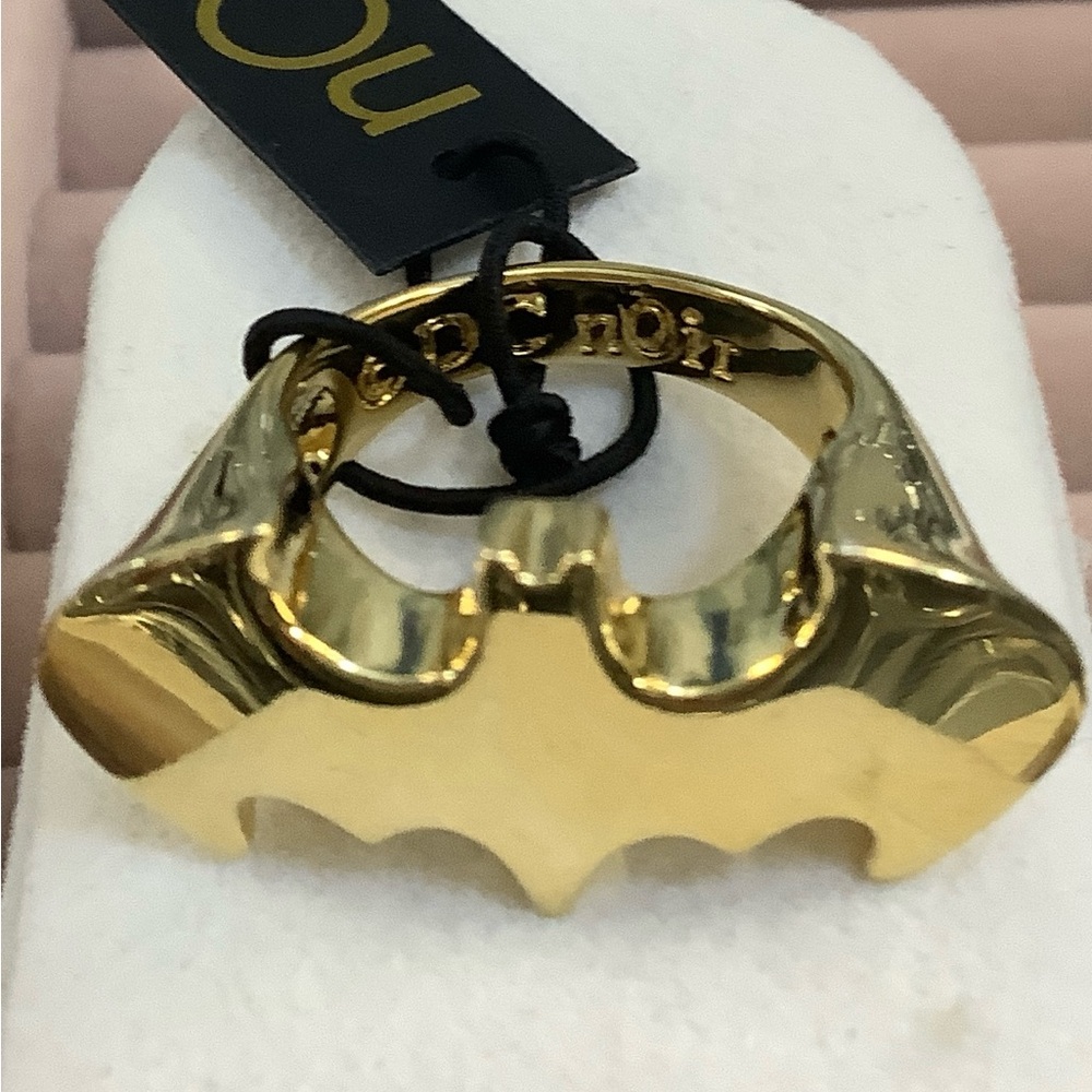 NWT Noir x DC Comics 
BATMAN RING
SIZE 8